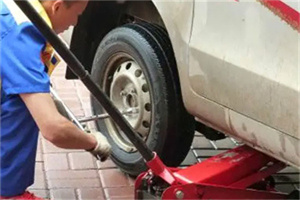 泸西附近拖车24小时服务热线电话